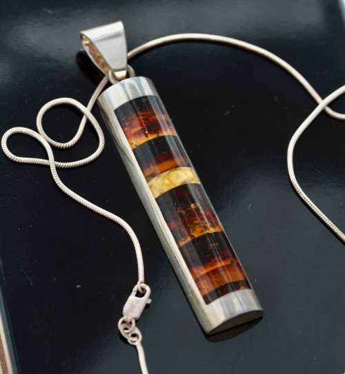 LARGE SPLENDID BALTIC AMBER VARI-COLOUR - VINTAGE FROM POLAND SOLID STERLING SILVER NECKLACE