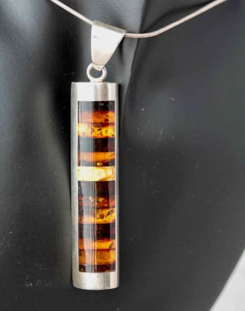LARGE SPLENDID BALTIC AMBER VARI-COLOUR - VINTAGE FROM POLAND SOLID STERLING SILVER NECKLACE