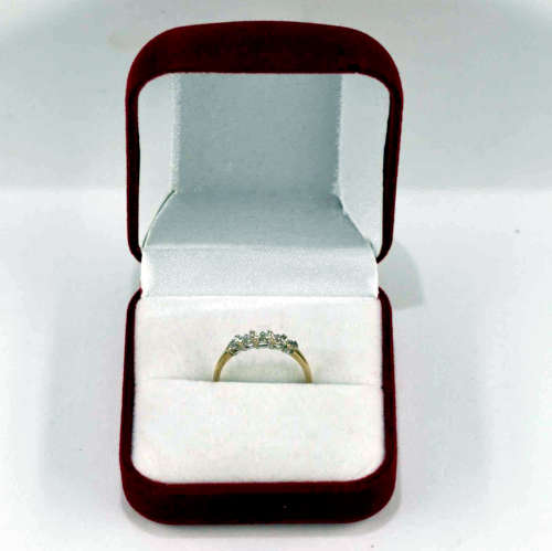 DAINTY 9CT YELLOW GOLD AND DIAMOND HALF ETERNITY WEDDING RING. ENGLISH VINTAGE LONDON ASSAY