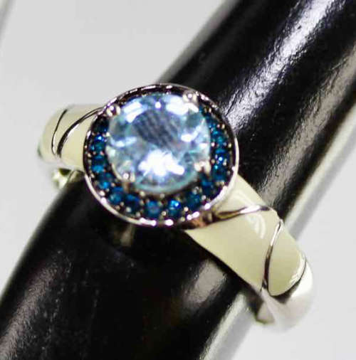UNUSUAL DESIGN SKY BLUE TOPAZ AND NANO SAPPHIRE STERLING SILVER 925 RING WITH ENAMEL DETAIL