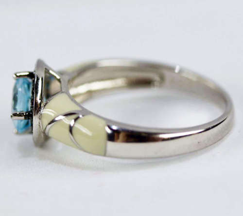 UNUSUAL DESIGN SKY BLUE TOPAZ AND NANO SAPPHIRE STERLING SILVER 925 RING WITH ENAMEL DETAIL