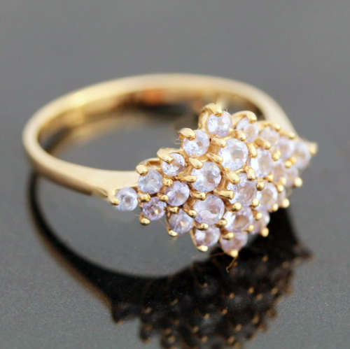 NATURAL TANZANITE 9CT YELLOW GOLD RING INTERESTING SHOULDER FEATURE ENGLISH HALLMARKS BIRMINGHAM