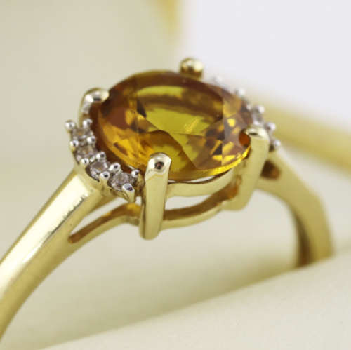 NATURAL GOLDEN QUARTZ 10K YELLOW GOLD RING WITH BRILLIANT CUT DIAMONDS JEWELLER CERT R15'000 incl