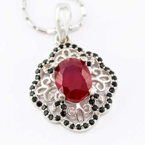 ELEGANT, REAL RUBY and BLACK SPINEL GEMSTONE FILIGREÉ STERLING SILVER PENDANT ON FACETED 40mm CHAIN