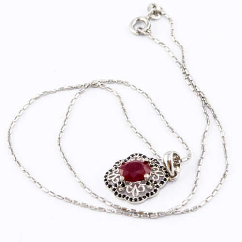 ELEGANT, REAL RUBY and BLACK SPINEL GEMSTONE FILIGREÉ STERLING SILVER PENDANT ON FACETED 40mm CHAIN