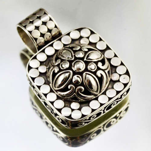 HANDCRAFTED INTRICATE CLASSIC FOLKLORE JAWANBUN 3D DESIGN STERLING SILVER PENDANT ON STERLING CHAIN
