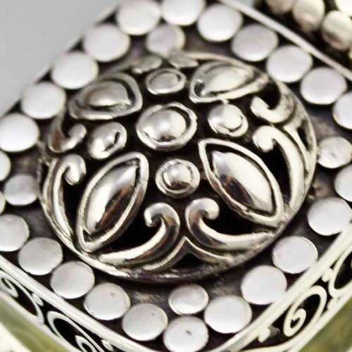 HANDCRAFTED INTRICATE CLASSIC FOLKLORE JAWANBUN 3D DESIGN STERLING SILVER PENDANT ON STERLING CHAIN