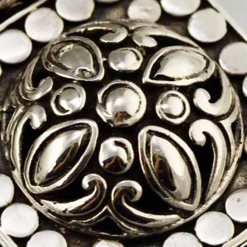 HANDCRAFTED INTRICATE CLASSIC FOLKLORE JAWANBUN 3D DESIGN STERLING SILVER PENDANT ON STERLING CHAIN