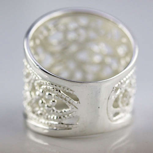 BROADBAND SOLID STERLING SILVER BROAD BAND FILLIGREE RING. 925