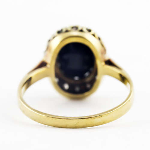 VINTAGE 9CT YELLOW GOLD RING - DARK BLUE SAPPHIRE WITH DIAMONDS JEWELLER EVALUATION R7`000