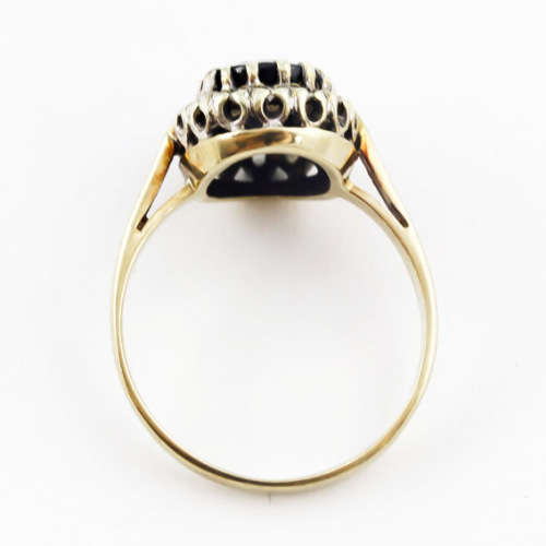VINTAGE 9CT YELLOW GOLD RING - DARK BLUE SAPPHIRE WITH DIAMONDS JEWELLER EVALUATION R7`000