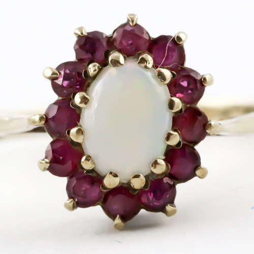 VINTAGE ENGLISH RUBY AND IRIDESCENT FIRE OPAL 9CT YELLOW GOLD RING COMES WITH JEWELLER CERT R11`500