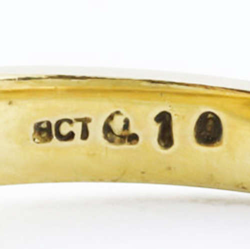 DAINTY VINTAGE DIAMOND 9CT YELLOW GOLD RING. FROM BIRMINGHAM, ENGLAND