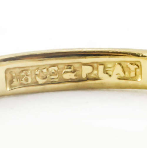 VINTAGE 18CT YELLOW GOLD and PLATINUM SAPPHIRE AND DIAMOND RING. CERT *JEWELLER EVALUATION R14`000*