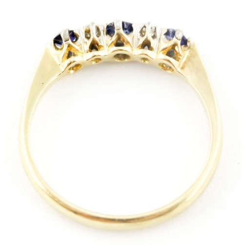 VINTAGE 18CT YELLOW GOLD and PLATINUM SAPPHIRE AND DIAMOND RING. CERT *JEWELLER EVALUATION R14`000*