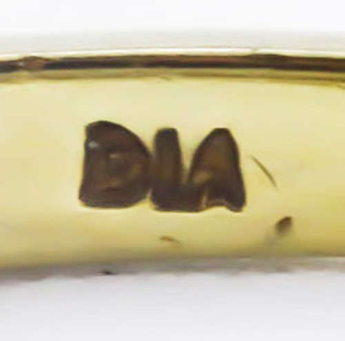 ELEGANT VINTAGE 9CT YELLOW GOLD SAPPHIRE AND DIAMOND RING. HALF ETERNITY DESIGN