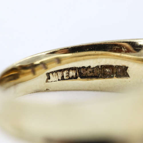 ENGLISH 9ct YELLOW GOLD RING.GLORIOUS ROYAL COLOUR REAL AMETHYSTS. JEWELLER CERT R10`000 incl