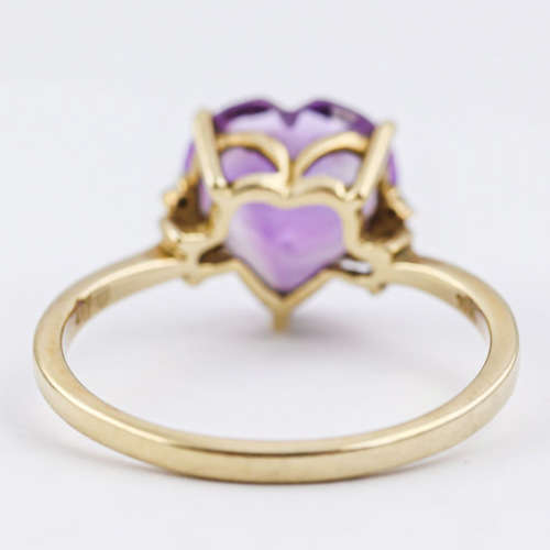 VINTAGE 1969 AMETHYST HEART 10K YELLOW GOLD RING DIAMOND ACCENTS *JEWELLER VALUATION R15`000* Incl