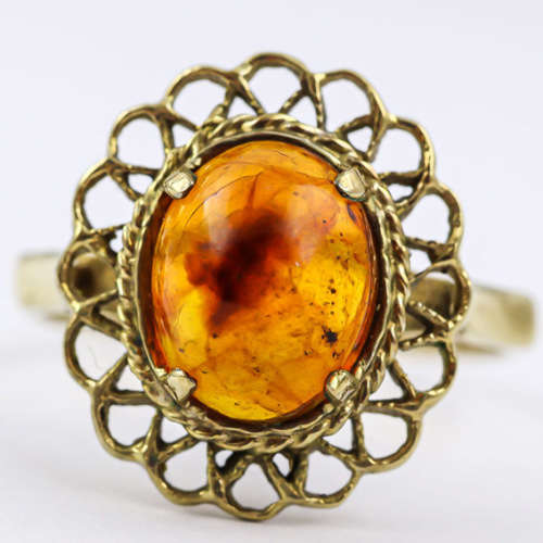 VINTAGE BALTIC AMBER CABOCHON 9CT YELLOW GOLD RING. AMBER FROM POLAND JEWELLER CERT R13`200 Incld