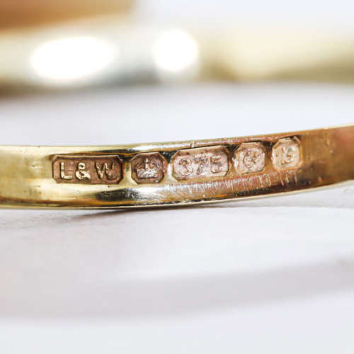 VINTAGE BALTIC AMBER CABOCHON 9CT YELLOW GOLD RING. AMBER FROM POLAND JEWELLER CERT R13`200 Incld