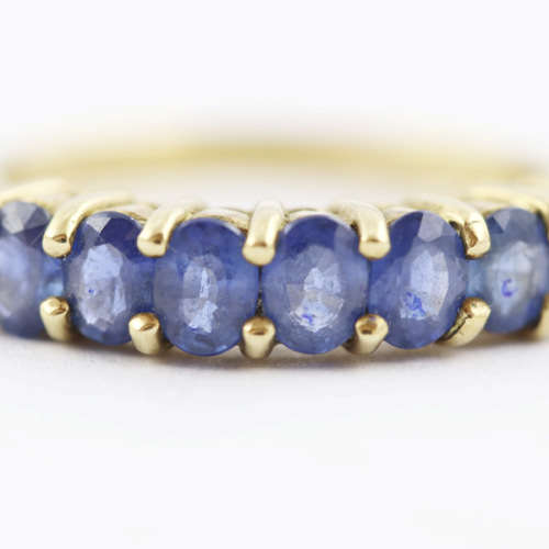 ENGLISH VINTAGE 2,1 ct SAPPHIRE YELLOW 9k GOLD HALF ETERNITY RING *JEWELLER EVALUATION R25`000*