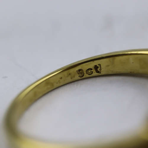9ct YELLOW and WHITE GOLD DIAMOND RING. 19 SINGLE-CUT DIAMONDS. SOUTH AFRICAN. JEWELLER CERT R7`500