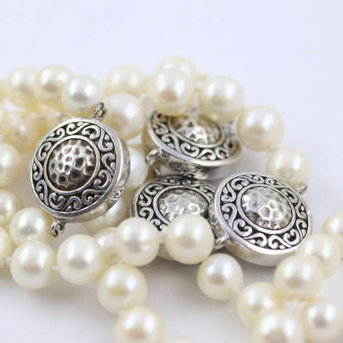 doubleW EXQUISITE HAND-KNOTTED NATURAL PEARL 82cm NECKLACE. HANDCRAFTED STERLING SILVER BEAD DETAIL