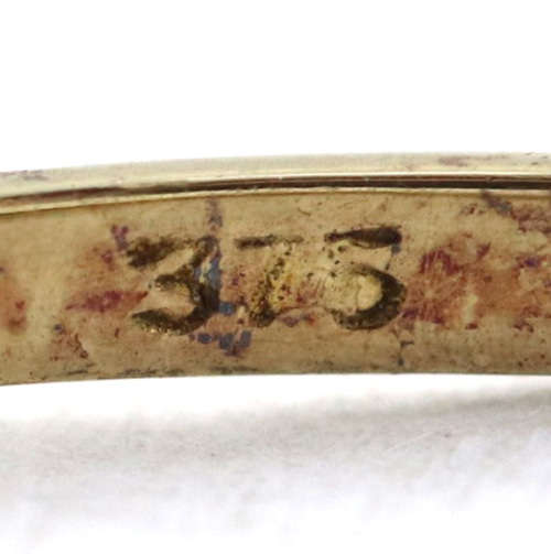 DAINTY VINTAGE 9CT YELLOW GOLD DIAMOND RING. *JEWELLER EVALUATION R5`000*