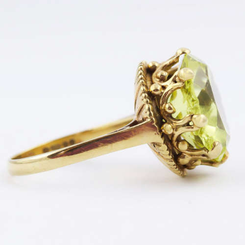 GLORIOUS VINTAGE LEMON QUARTZ SOLITAIRE IN 9CT YELLOW GOLD. *JEWELLER`S EVALUATION R16`000* Incld