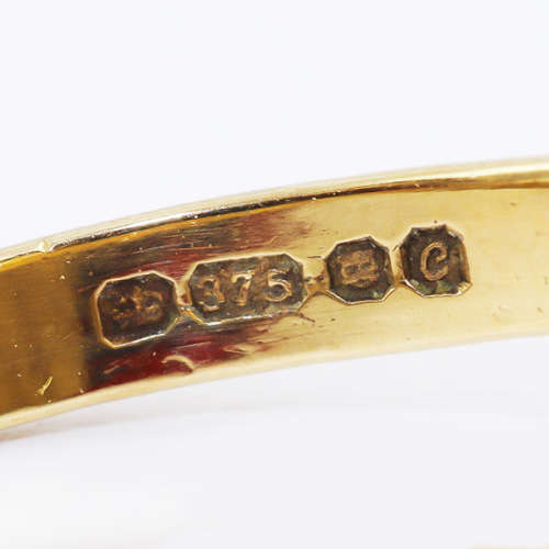 GLORIOUS VINTAGE LEMON QUARTZ SOLITAIRE IN 9CT YELLOW GOLD. *JEWELLER`S EVALUATION R16`000* Incld
