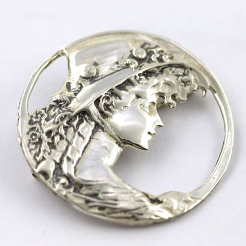 COLLECTABLE `LADY IN A HAT` SOLID STERLING SILVER BROOCH. HALLMARKED BIRMINGHAM 1989
