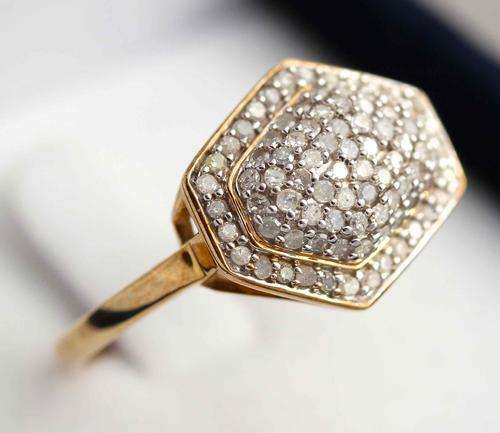 FABULOUS NATURAL DIAMOND ENGAGEMENT RING (0.50 ct). INTERESTING HEXAGONAL SHAPE! ENGLAND! 9ct GOLD