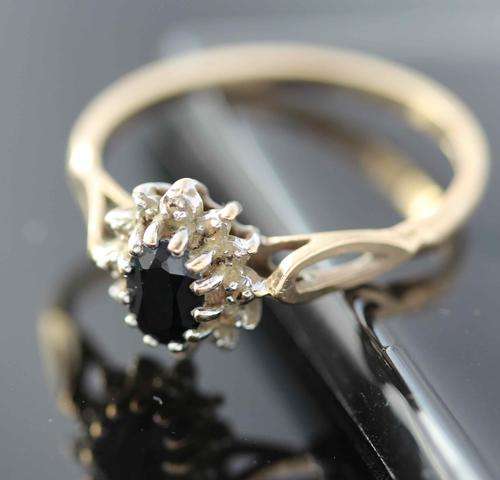 VINTAGE SAPPHIRE AND DIAMOND GOLD CLUSTER RING FROM ENGLAND! LONDON ASSAY