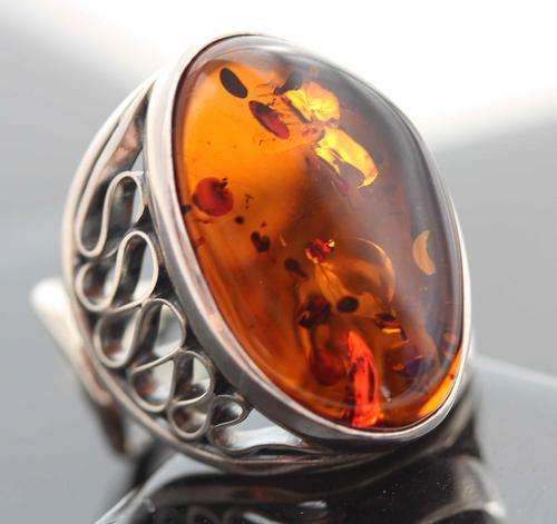 HUGE BALTIC AMBER (POLAND) HANDCRAFTED ORNATE STERLING SILVER RING CERTIFICATE OF AUTHENTICITY 9,2g!