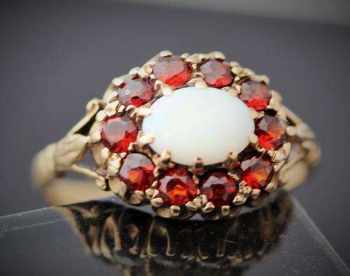 VINTAGE LARGE OPAL & GARNET CLUSTER 9ct  RING. 1921 BIRMINGHAM ASSAY!