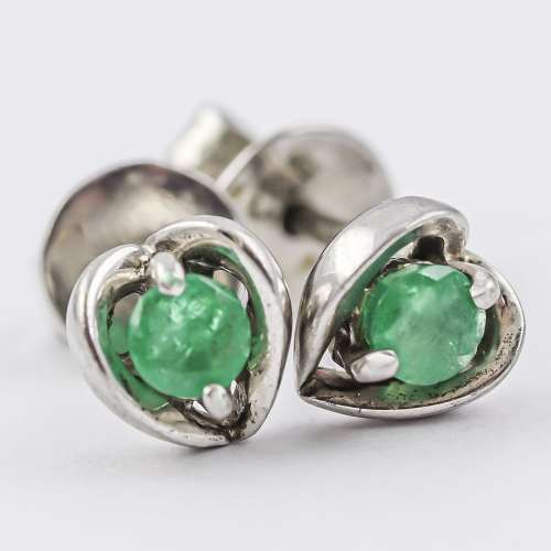 VINTAGE HEART DESIGN EMERALD SOLID STERLING SILVER STUD EARRINGS PART OF `ESTATE COLLECTION` ENGLAND