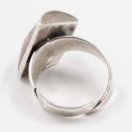 STRIKING NATURAL BALTIC AMBER STERLING SILVER `INLAY SET` RING. 925. GLORIOUS COLOUR!