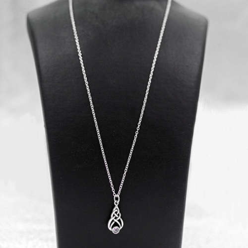 VINTAGE CELTIC AMETHYST AND STERLING SILVER PENDANT ON A 44CM SILVER CHAIN. 925