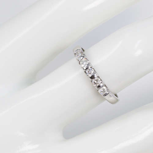 ELEGANT SOLID 9CT WHITE GOLD DIAMOND HALF-ETERNITY RING