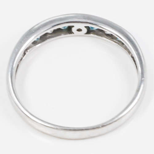 SKY BLUE TOPAZ 9CT WHITE GOLD RING CHANNEL SET GEMSTONES w/CUBIC ZIRCONIAS. ENGLISH HALLMARKS