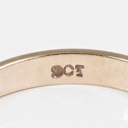 DIAMOND 9CT YELLOW GOLD RING. 7 x BRILLIANT CUT DIAMONDS. *JEWELLER CERTIFICATE R20`000*