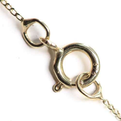 SOPHISTICATED VINTAGE AMETHYST & DIAMOND 9CT YELLOW GOLD PENDANT ON 40CM (400MM) CHAIN. 375
