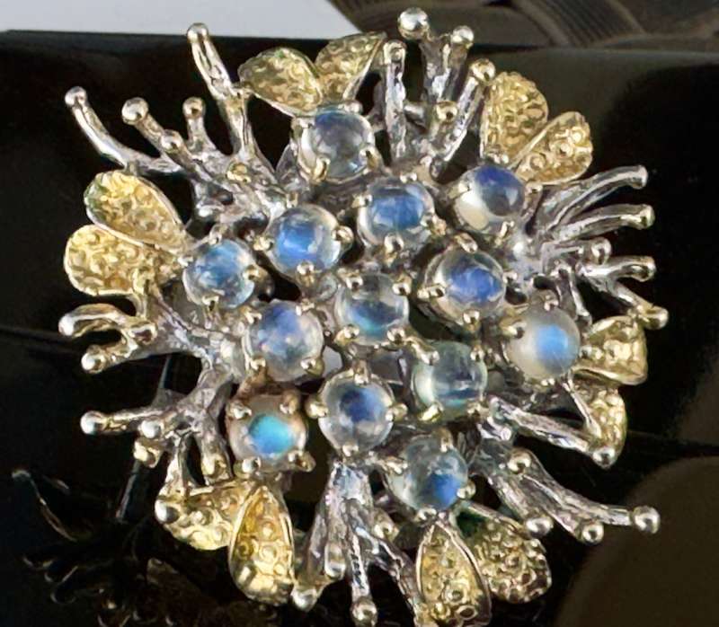 HANDCRAFTED VINTAGE FIRE OPAL CLUSTER STERLING SILVER RING WITH GILDED ACCENTS. 925
