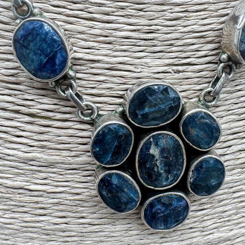 NATURAL ORGANIC EARTH MINED BLUE SAPPHIRE CABOCHON STERLING SILVER NECKLACE INTERESTING INCLUSIONS