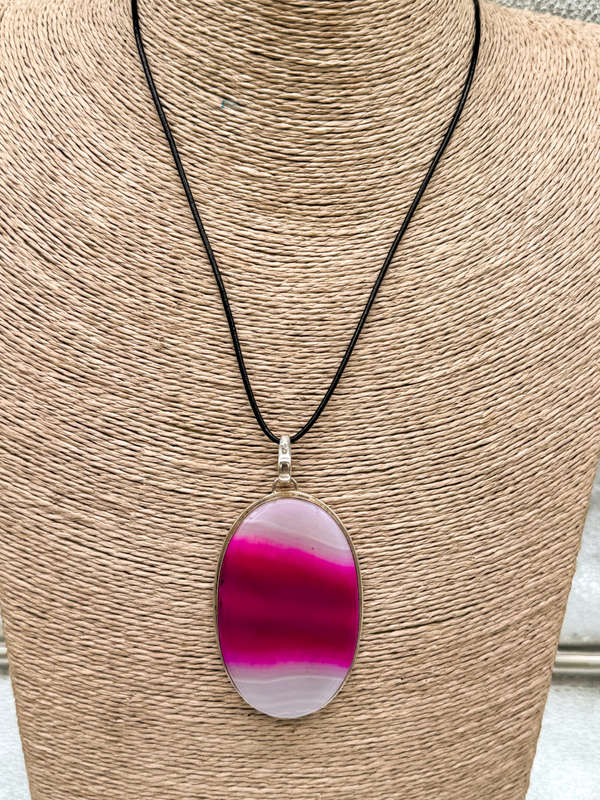 LARGE NATURAL EARTH-MINED PINK AGATE PENDANT IN STERLING SILVER ON THONG