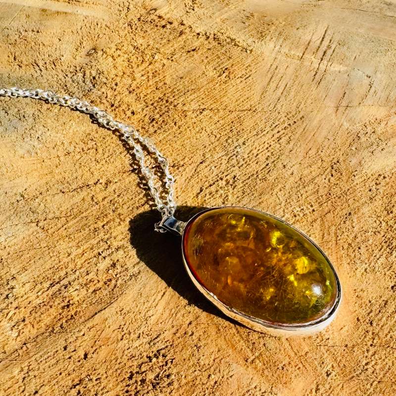HONEY HUE NATURAL AMBER SOLID STERLING SILVER PENDANT NECKLACE