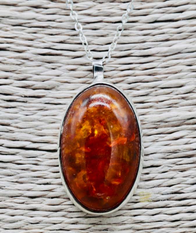 HONEY HUE NATURAL AMBER SOLID STERLING SILVER PENDANT NECKLACE