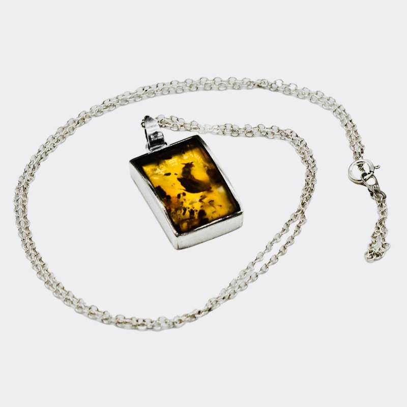 NATURAL HONEY HUE AMBER SOLID STERLING SILVER PENDANT NECKLACE