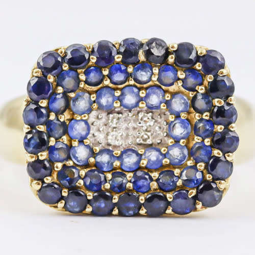 VINTAGE ENGLISH SAPPHIRE AND DIAMOND CLUSTER 9CT YELLOW GOLD RING * JEWELLER EVALUATION R18`000*