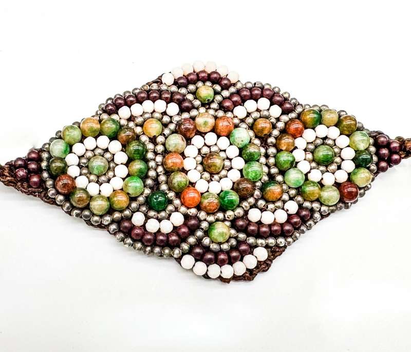 HANDCRAFTED - UNUSUAL AGATE GEMSTONE BEADS ON HEAVY BRAIDED BASE